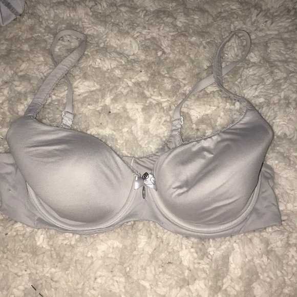 bra - Picture 3 of 3